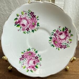 Regency Vintage Bone China Saucer Made England Daisies & Peonies Gold Trim 5.5"